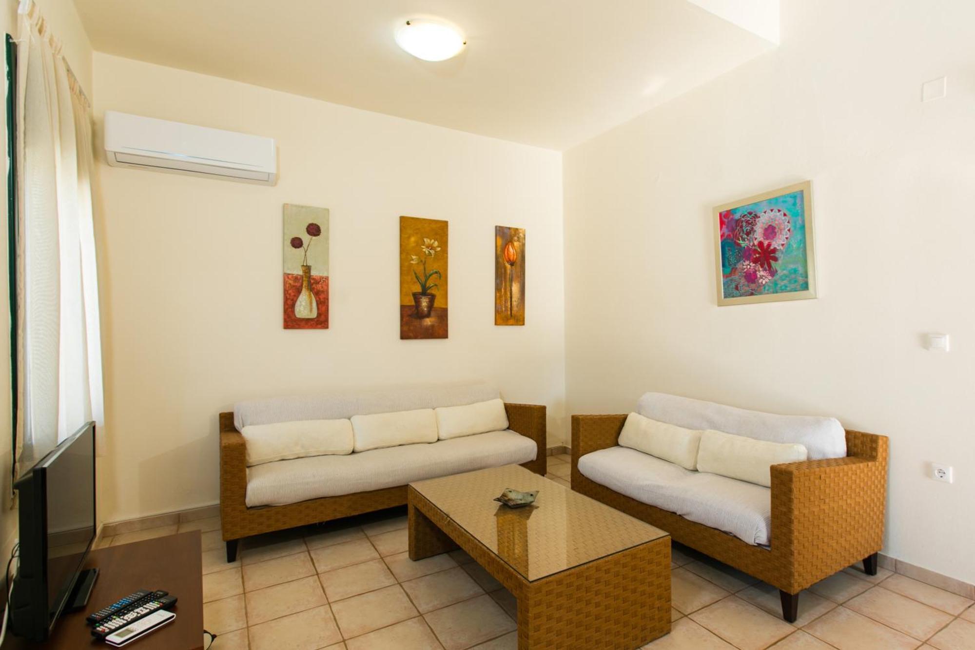 Villa Eleni Asprouliánoi Exteriör bild