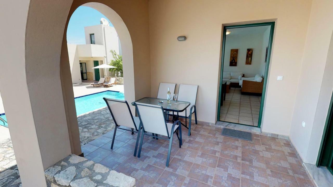 Villa Eleni Asprouliánoi Exteriör bild